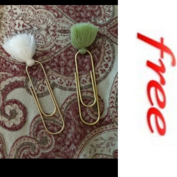 Free With purchase paper clip bookmarks - Picture 4 of 4